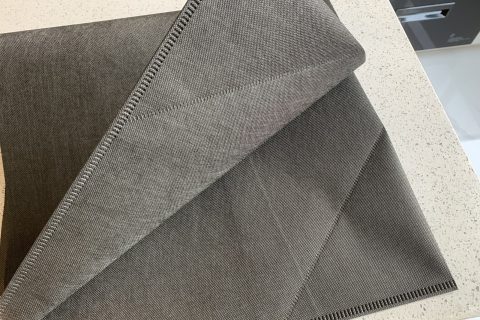 ZW-FMF600 定制款五合一無紡布制袋機