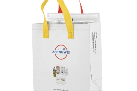 ZW-A8 最新一代多功能保溫立體袋制袋機